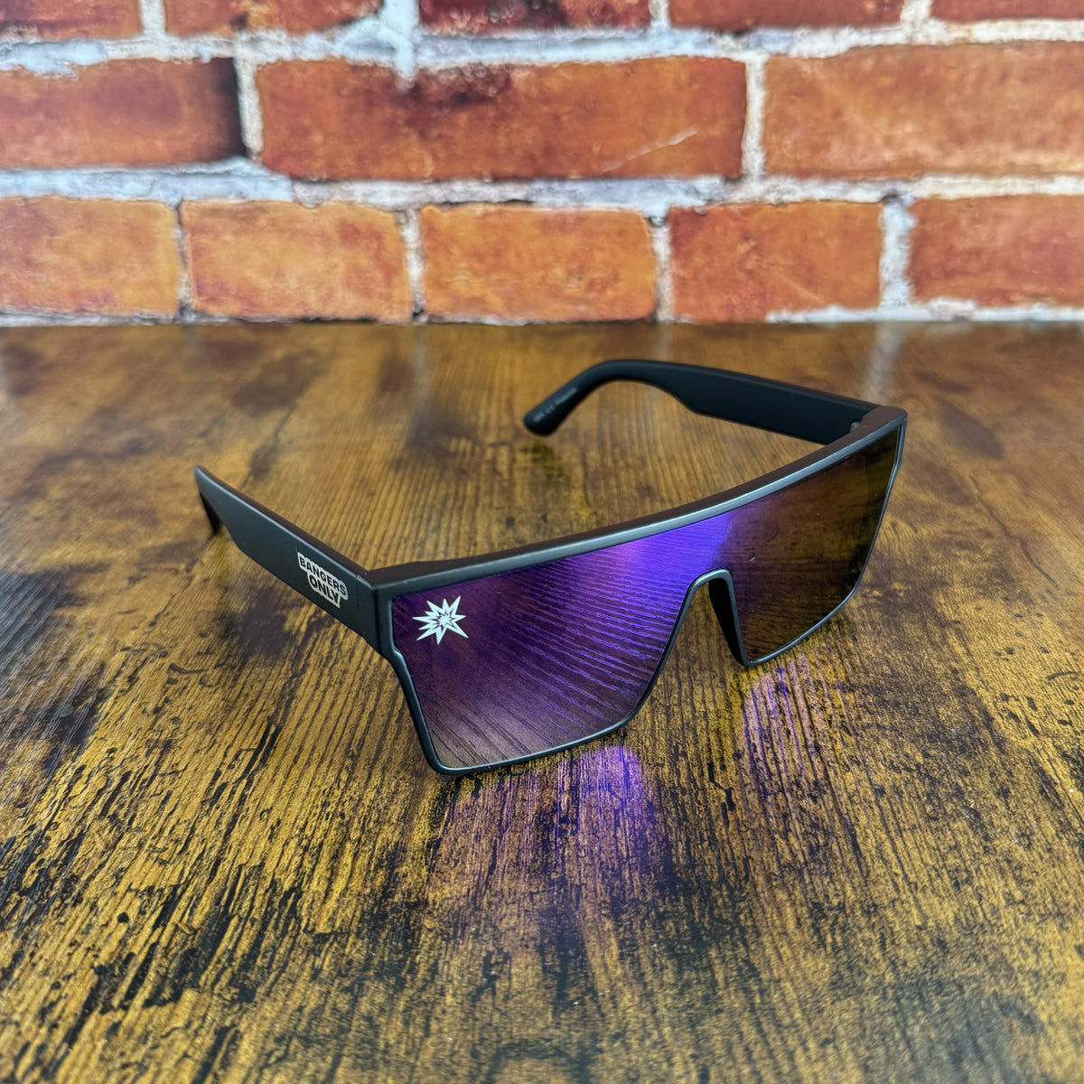 PURPLE PANTHER Sunglasses