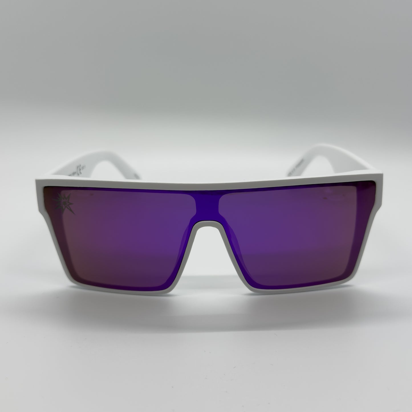 SG-WHT_Frame_PUR_lens